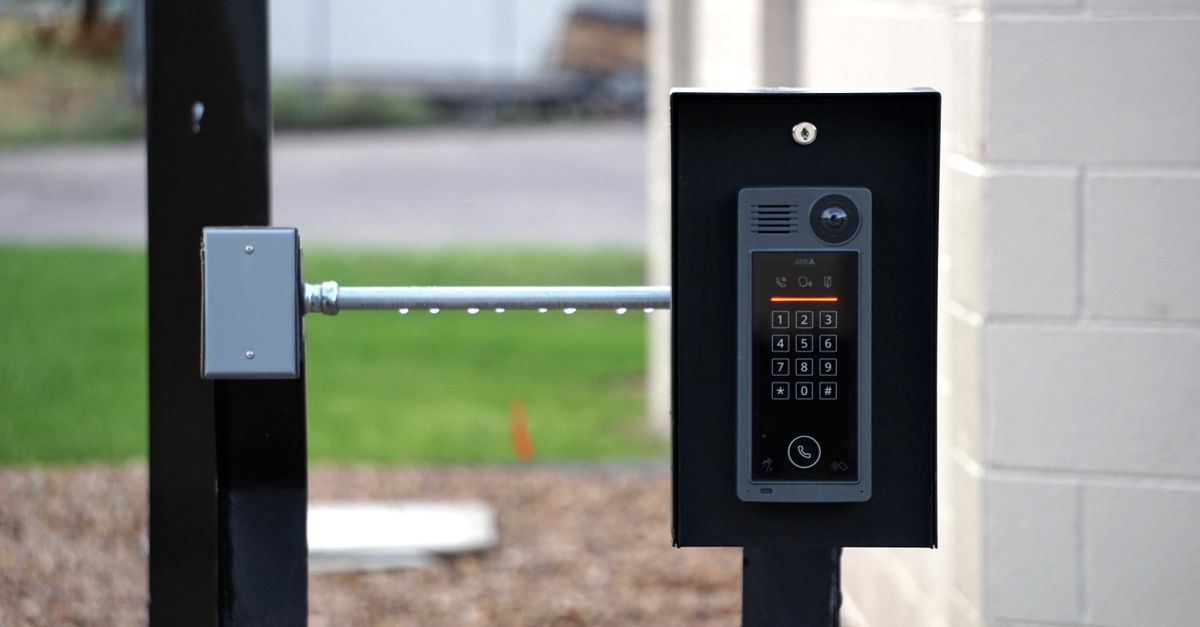 door security hardware — Georgetown Locksmiths